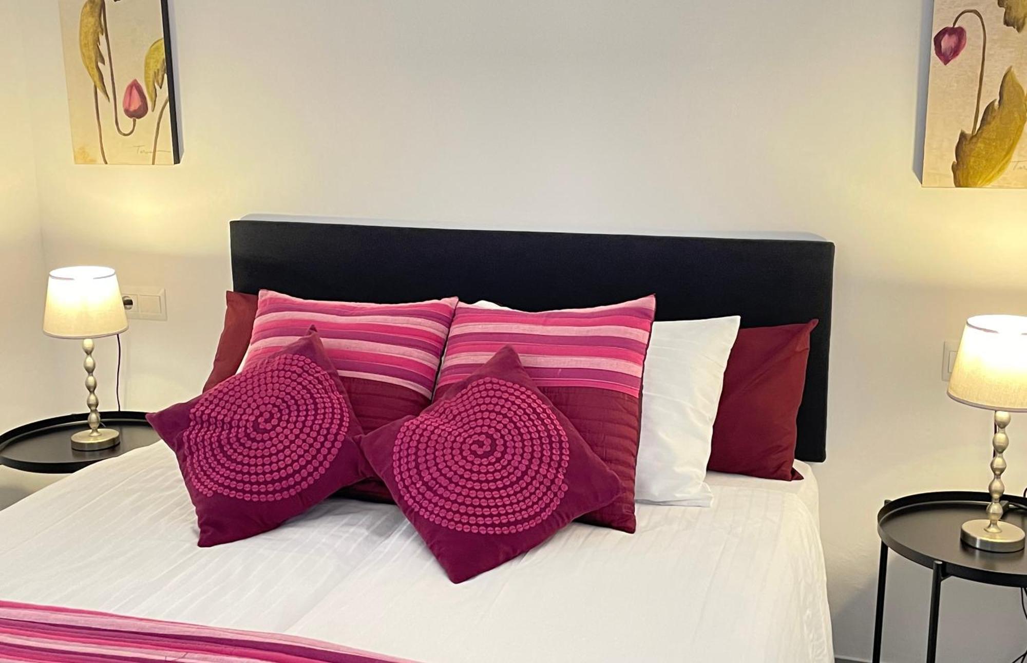 Apartamento Hibiscos, San Juan De Capistrano ネルハ エクステリア 写真